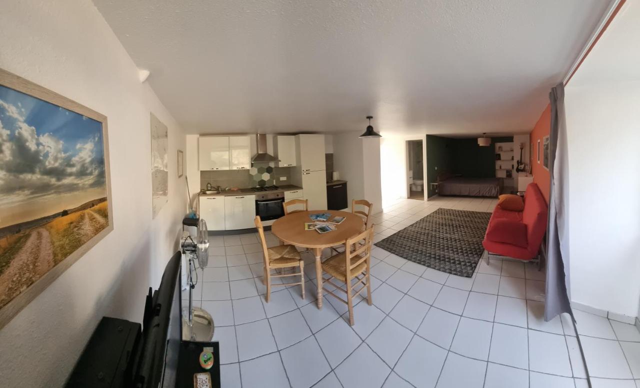 Studio En Plein Coeur De Chanac 외부 사진